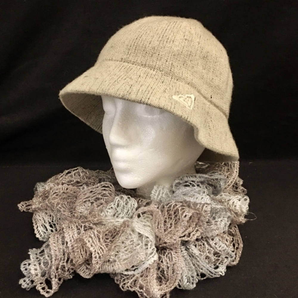 Roxy Wool Hat - image 2